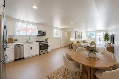 Floor plan 732