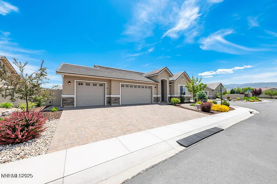 504 Alpine Rose Ct photo 1