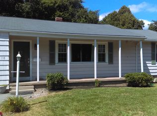 118 College St, Worcester, MA 01610