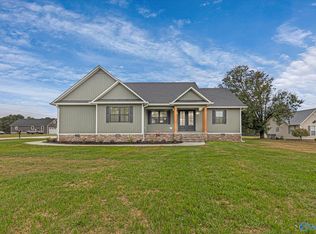 2417 Oak Dr, Boaz, AL 35956