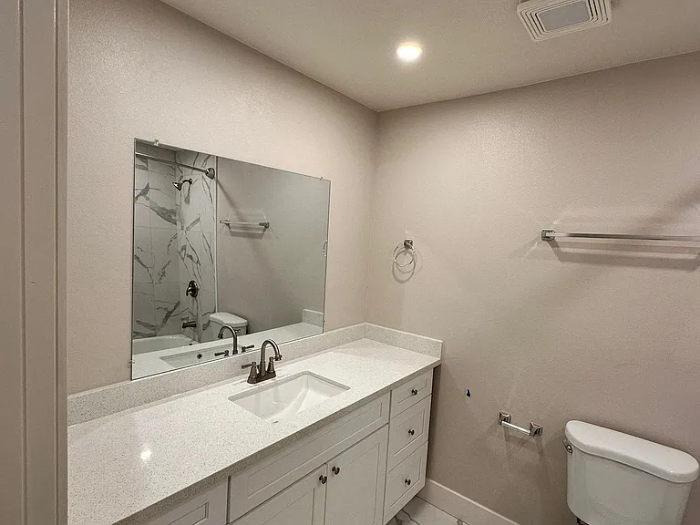 1218 W El Camino Ave — Photo 10