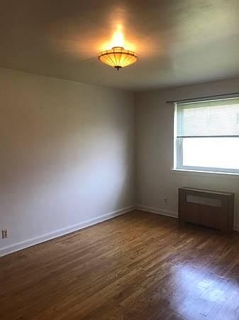 1st image of 40-15 193 Floor 2