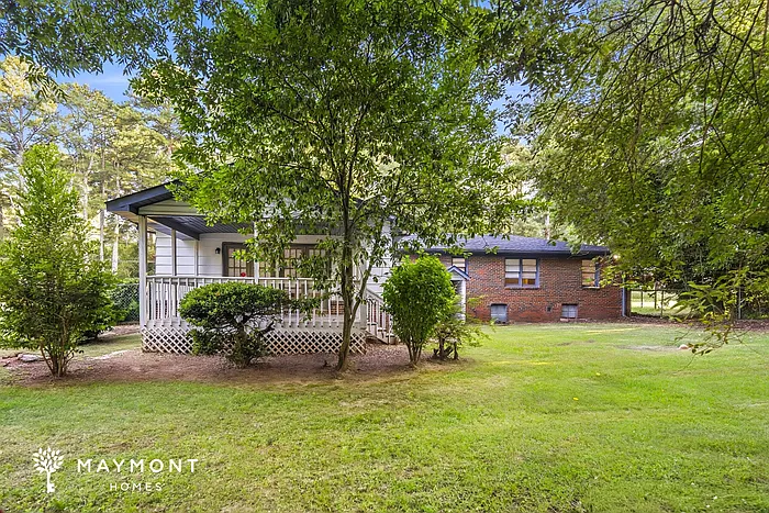 4 bed, 2.0 bath, 1963 sqft, $1,745 — Photo 4