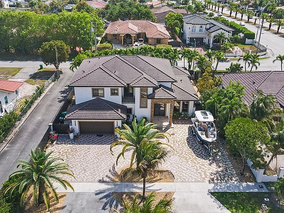 3rd image of 13676 SW 33rd Ter