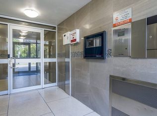 6161 Bathurst St, Toronto, ON M2R 1Z5
