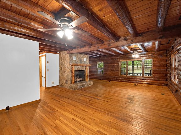 5th image of 237 Spring Valley Rd