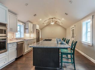 50 Linden St, Exeter, NH 03833