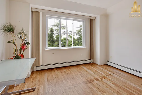 Sold by Top Nest Inc. | media 39