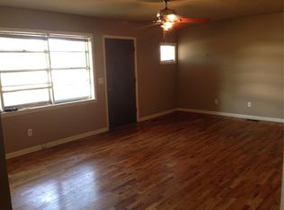 408 NW C St, Bentonville, AR 72712