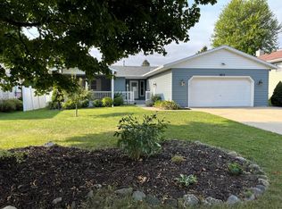 1621 Sapphire Way, Sun Prairie, WI 53590