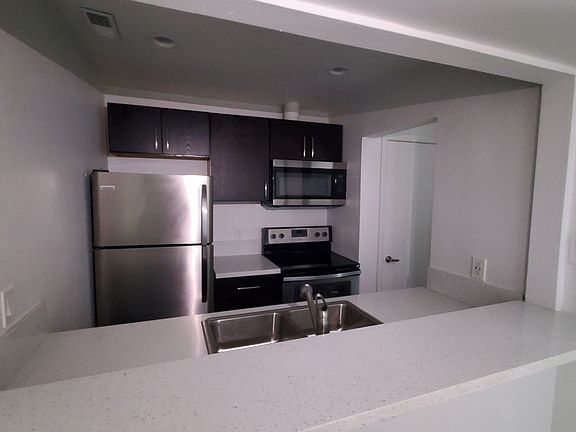 3rd image of 2115 N Garrett Ave APT 209