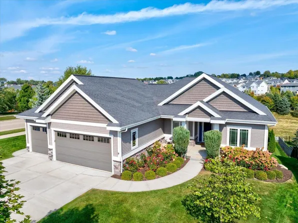 2429 Genevieve Way, Waunakee, WI 53597