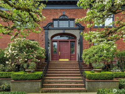 941 11th Avenue E #1, Seattle, WA, 98102