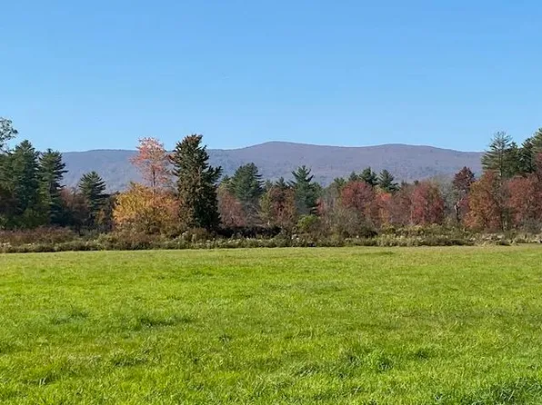 44 Pleasant View Road, Bradford, NH 03221
