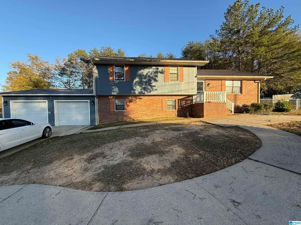 508 Southmoor Cir, Oxford, AL 36203