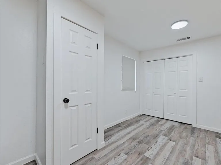 2303 Cedrick Cv #B — Photo 14