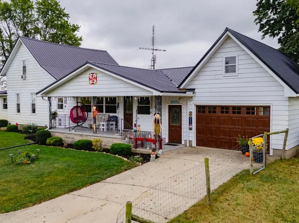 6174 S 300th Rd W, Wabash, IN 46992