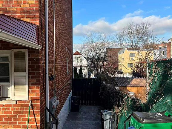 2nd image of 347 Quincy Avenue