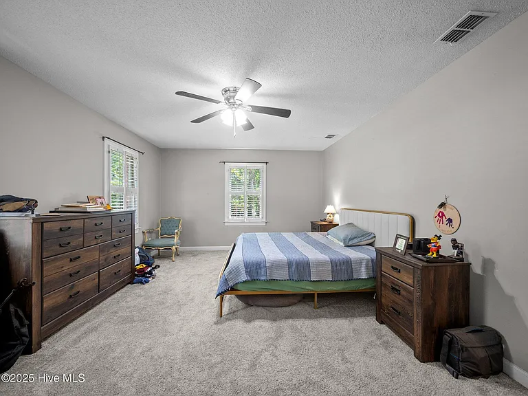 939 Eton Dr — Photo 45