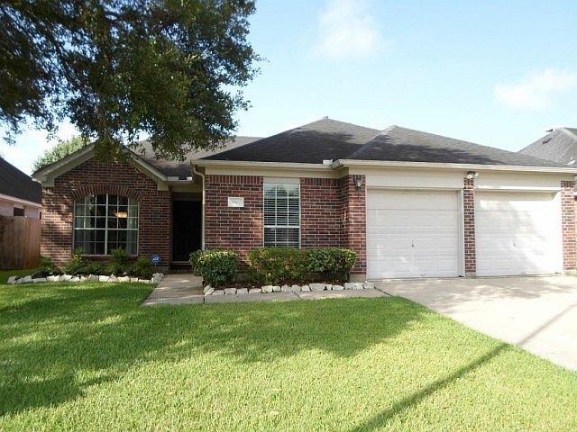 1st image of 3902 Vinecrest Dr