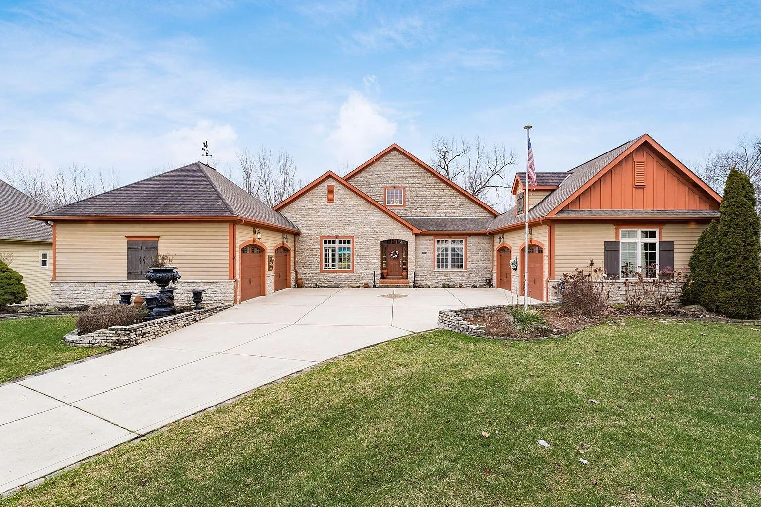 5727 Kempton Run Ct photo 1