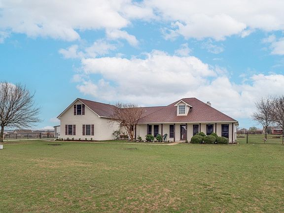 2nd image of 108 High Meadows Ct