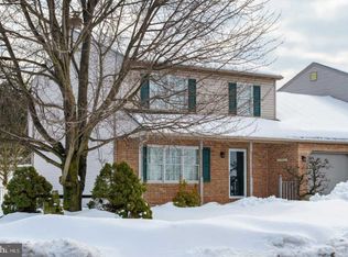 184 S View Rd, Fleetwood, PA 19522