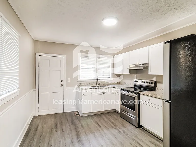 719233_005_wm_-_kitchen_13628507.jpg