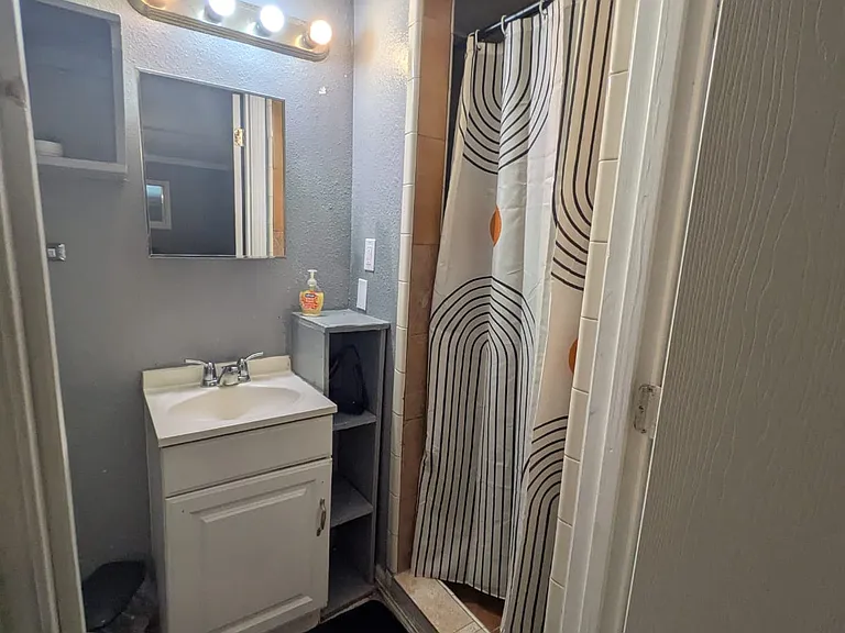 1824 N 77 Sunshine Strip #2 — Photo 15