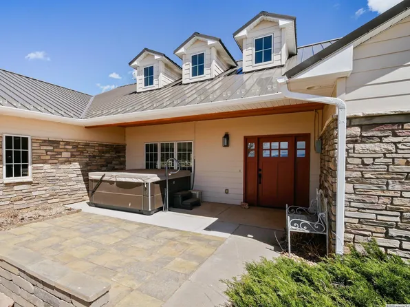 251 Roger Canyon Rd, Laramie, WY 82072