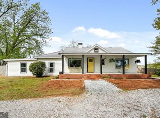 1015 Sid Hunter Rd, Senoia, GA