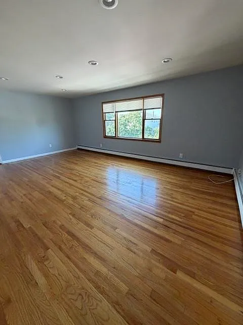 2 bed, 1.5 bath, $3,300 — Photo 3