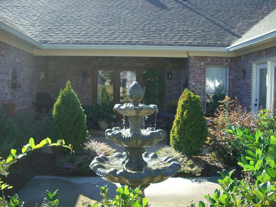 2nd image of 507 Hazelton Dr