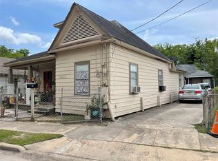 4610 Schroeder St, Houston, TX 77011