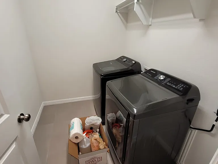 1705 Snapdragon Ct — Photo 43