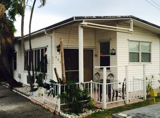 404 NE 6th St, Hallandale Beach, FL 33009