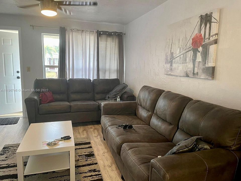 1st image of 4283 SW 50th St #4283