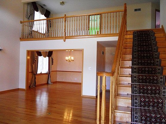 3rd image of 1275 Abbey Oaks Dr