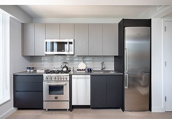 5th image of 420 Kent Ave APT 616