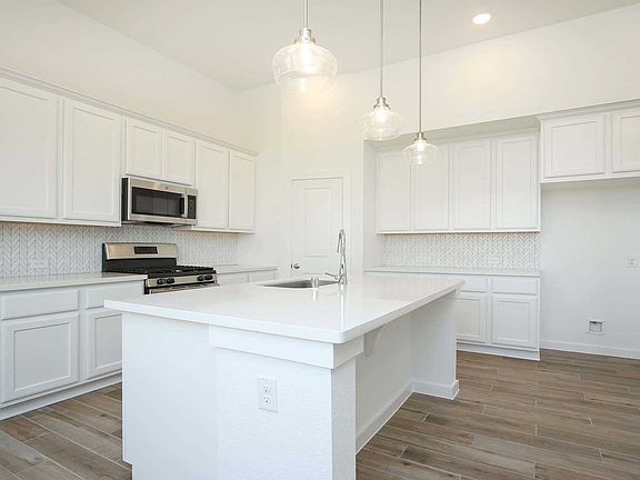 5th image of 13106 Cobalt Cove Ct