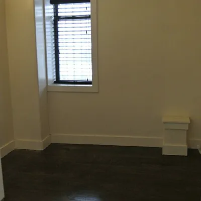 Rented by Nooklyn NYC LLC | media 12