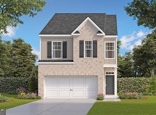 450 Silver Moon Dr, Loganville, GA