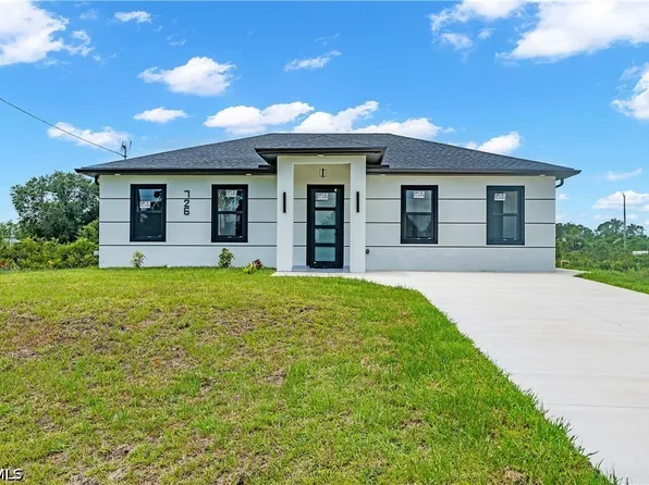 726 Clancy St E, Lehigh Acres, FL 33974