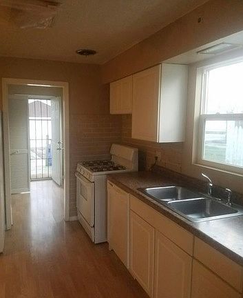 3rd image of 769 E 156th St