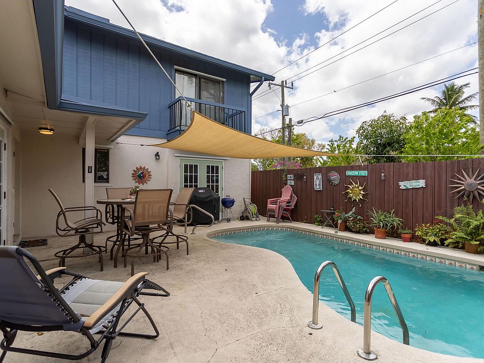 1st image of 4653 Holly Lake Dr
