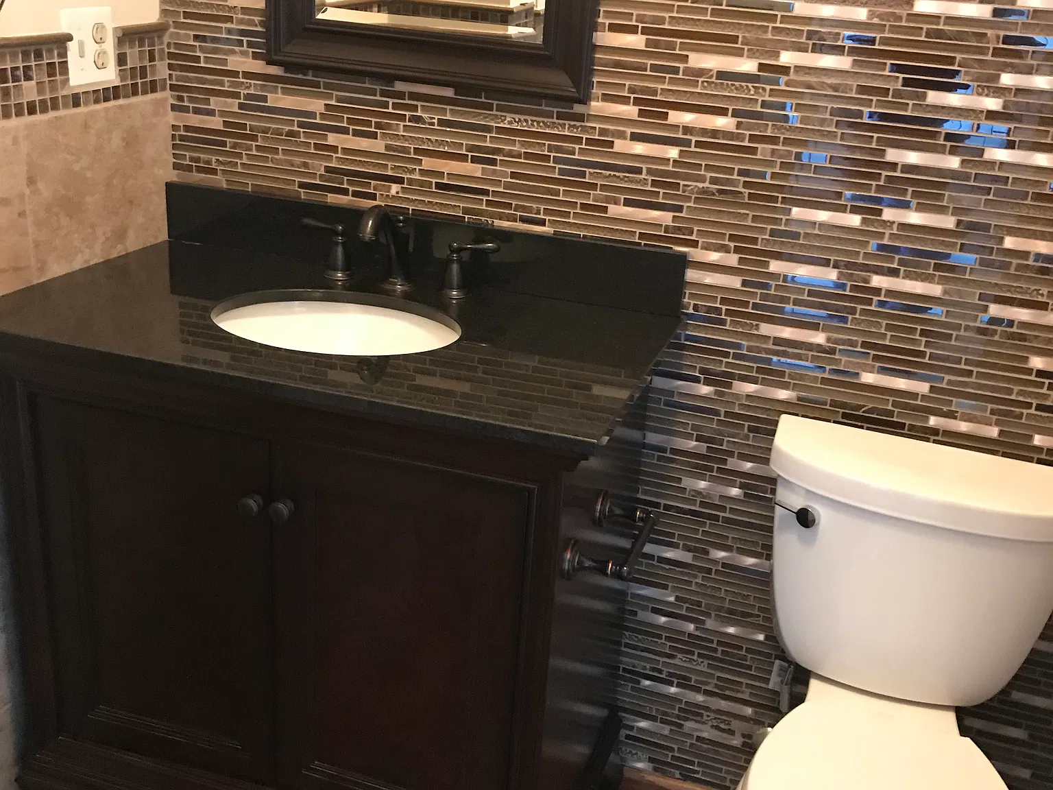 2 bed, 1.5 bath, 1164 sqft, $2,100 — Photo 3