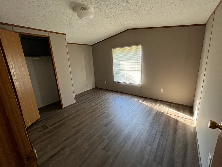 501 Webster Rd #193 — Photo 2