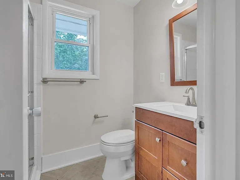 10911 Chandler Rd — Photo 32