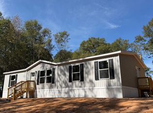18 Three Lakes Dr, Phenix, AL