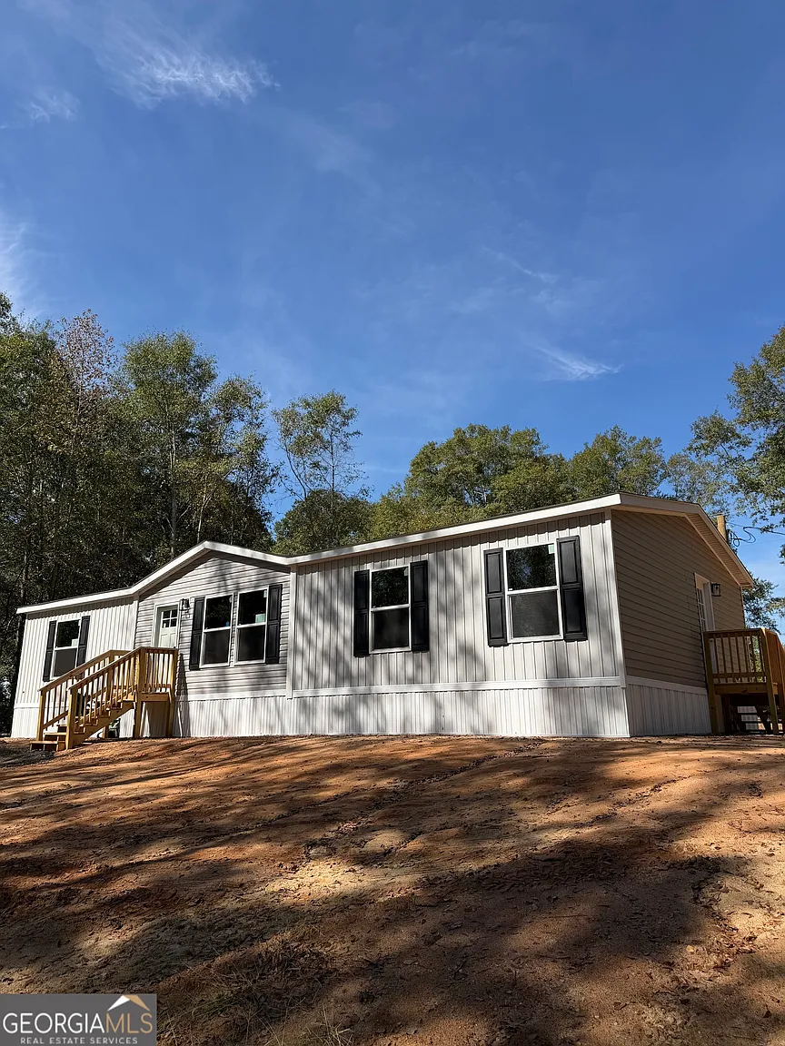 18 Three Lakes Dr photo 1